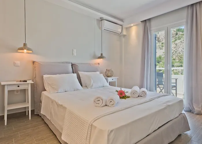 Antikri Villas